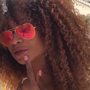 Meet your Posher, Priscilla